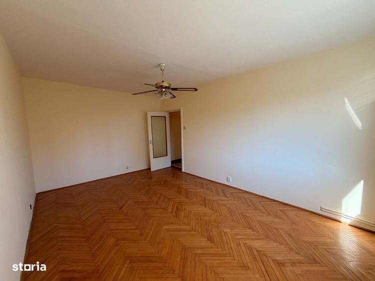 Apartament cu 4 camere decomandat în Tudor Vladimirescu
