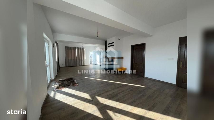 Spațiu comercial, de 570 mp, în Central