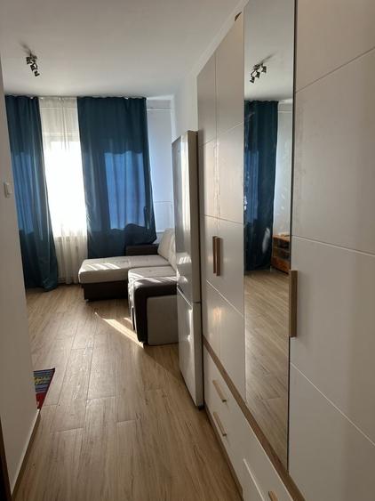 Garsonieră decomandată în Exterior Vest