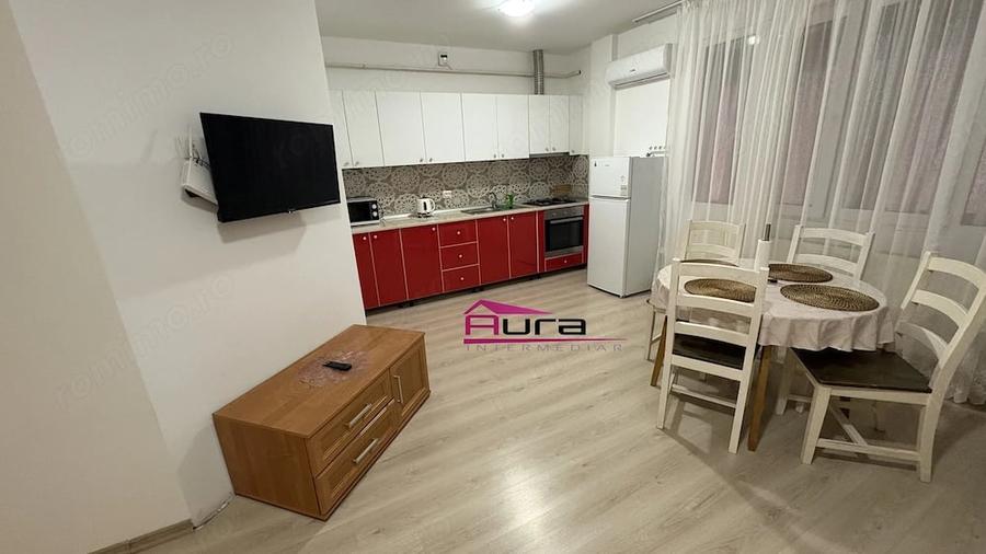 Apartament cu 3 camere nedecomandat în E3