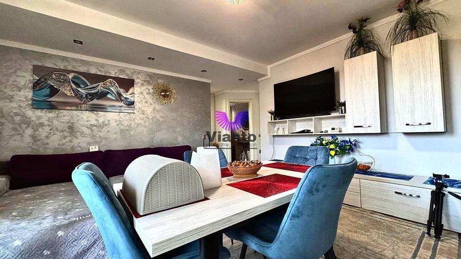 Apartament cu 3 camere decomandat, mobilat în Șelimbăr