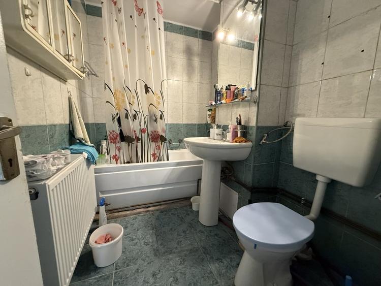 Apartament spatios, 3 camere, decomandat, 82 mp, parter - Lipovei - 6