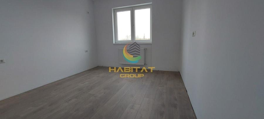Apartament cu 3 camere decomandat în Berceni