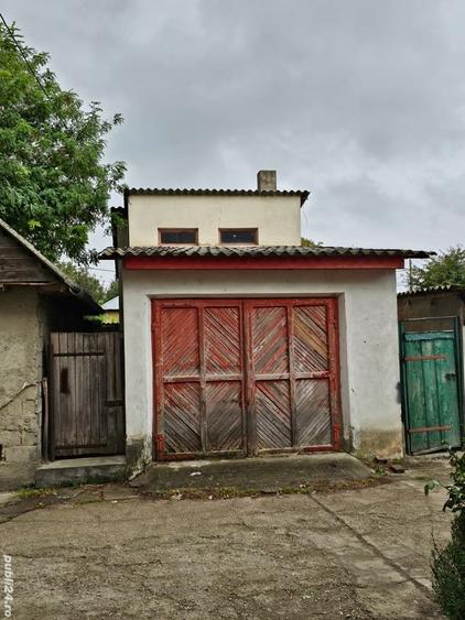 Apartament cu 3 camere decomandat în Măcin