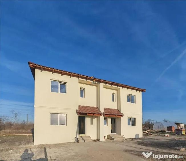 Casă cu 3 camere cu Teren 270 Mp în Central
