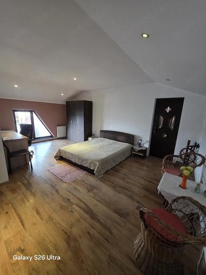 Casă cu 4 camere cu Teren 20 Mp în Craiovei