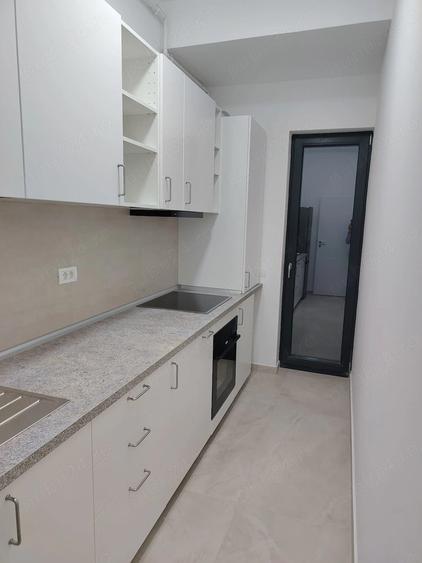 Garsonieră decomandată în Plopi