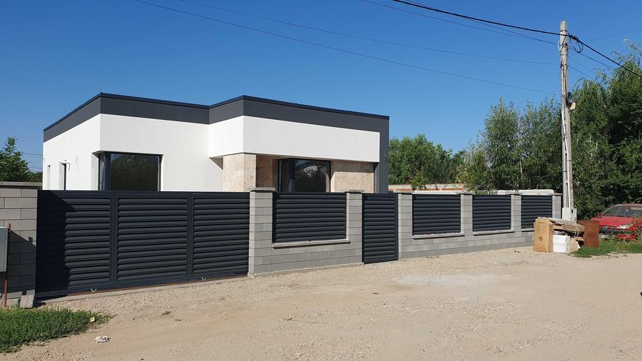 Casă cu 4 camere decomandat cu Teren 455 Mp în Berceni