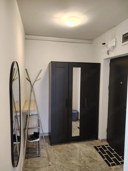 Apartament cu 2 camere semidecomandat în Dumbrăvița