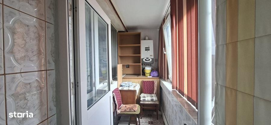 Apartament cu 2 camere semidecomandat în Micro 16