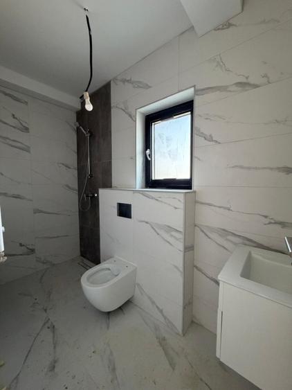 Duplex cu 5 camere cu Canalizare în Jilava