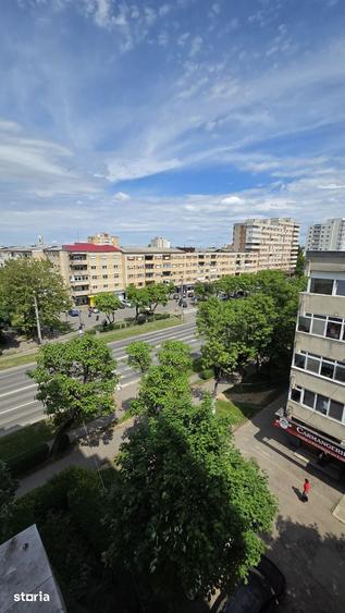 Apartament cu 3 camere în Micro 14