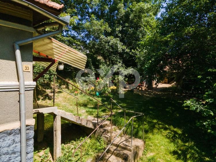 Casă individuală cu 3 camere cu Teren 3288 Mp în Bucea