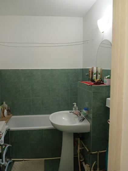 Apartament cu 2 camere decomandat în Obor