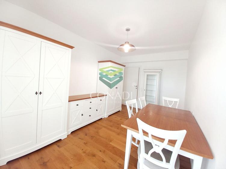 Apartament cu 4 camere decomandat, mobilat în Băneasa