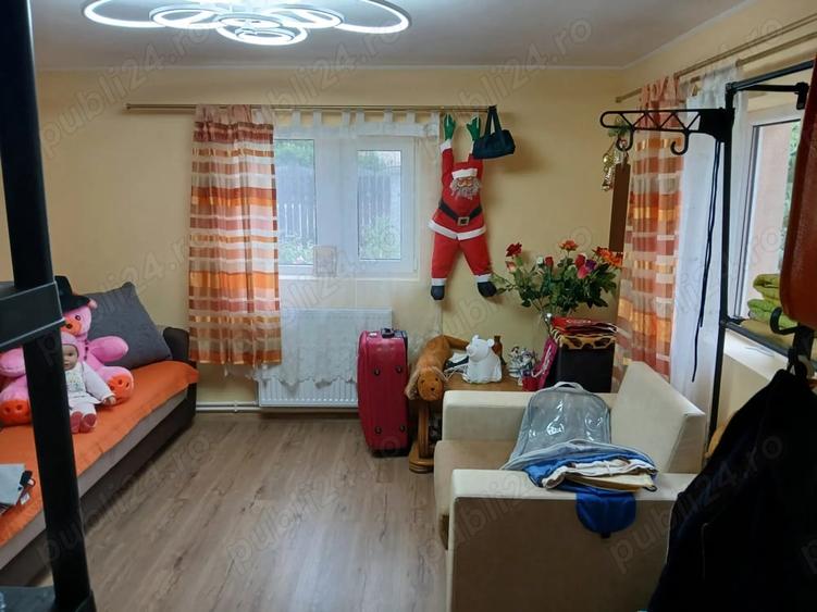 Casă cu 3 camere cu Teren 700 Mp în Ghighiu