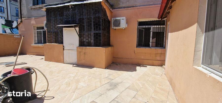 Apartament cu 4 camere în Peninsula
