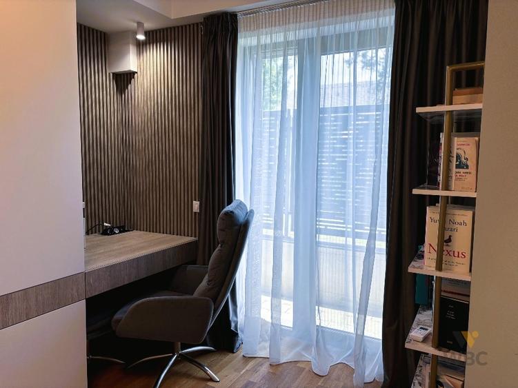 Apartament cu 3 camere decomandat, mobilat în Băneasa