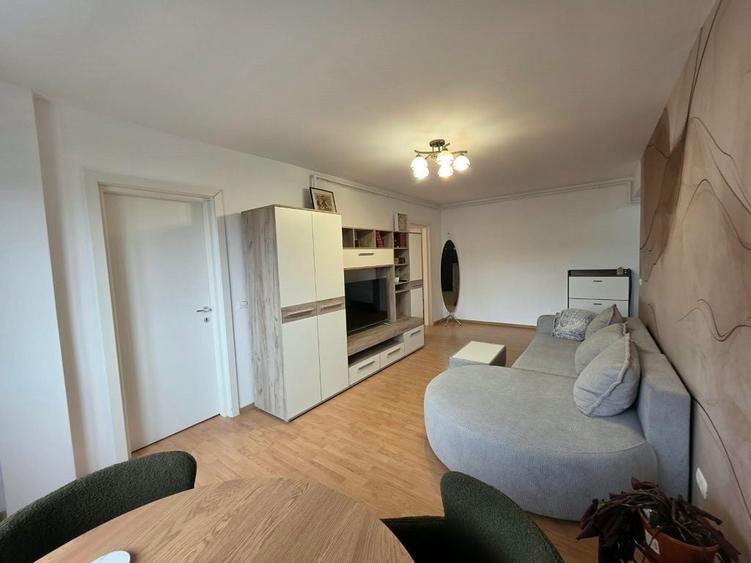 Apartament cu 2 camere în Păcii
