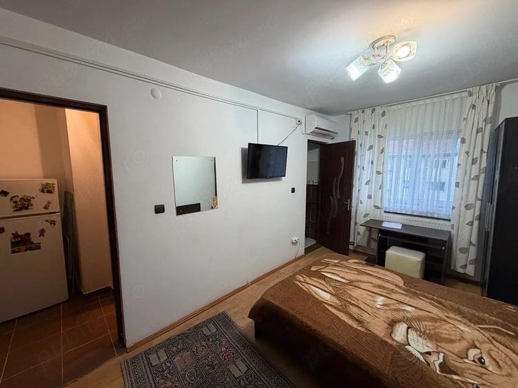 Garsonieră semidecomandată în Badea Cârțan