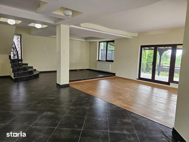 Casă cu 4 camere cu Teren 500 Mp în Valea Lupului
