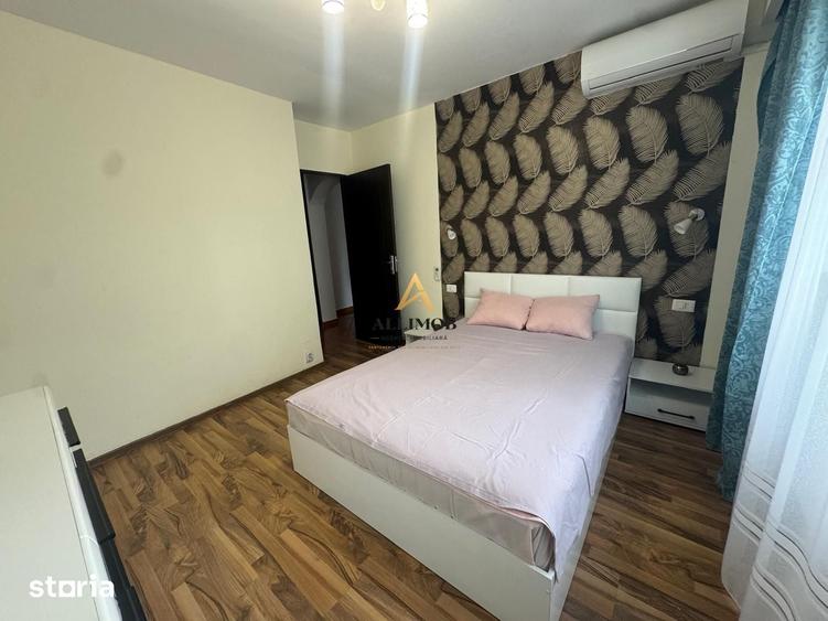 Apartament cu 3 camere în Malu Roșu