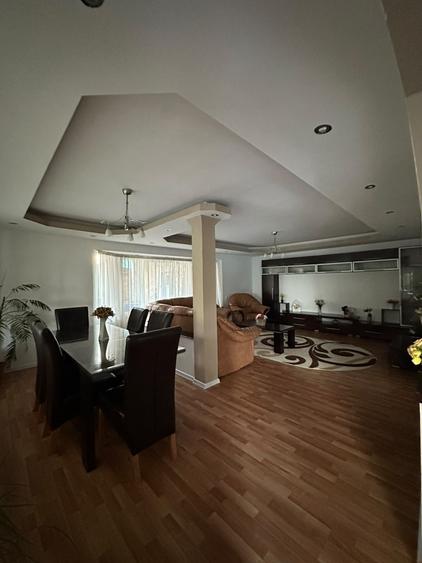 Apartament cu 2 camere decomandat în Independenței