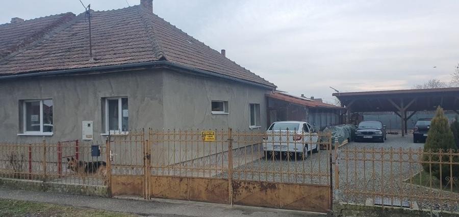 Casă cu 4 camere în Odoreu