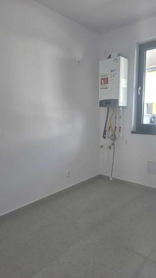 Casă cu 3 camere cu Teren 110 Mp în Central