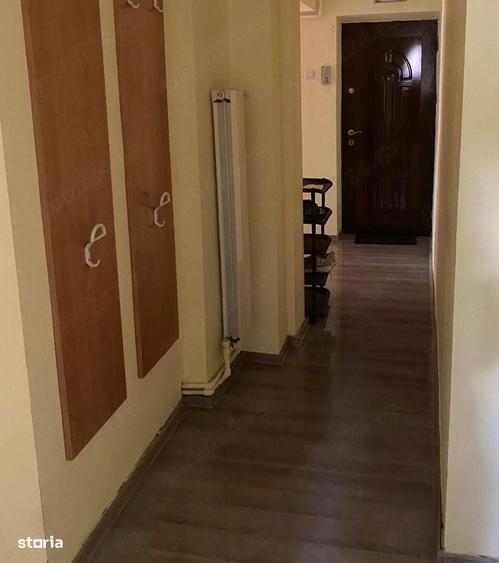Apartament cu 3 camere decomandat în Păcurari