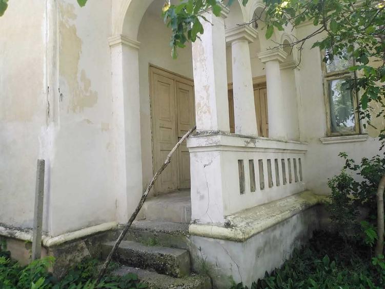 Casă cu 4 camere în Ianca