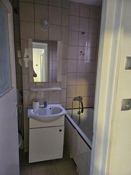 Apartament cu 2 camere semidecomandat în Exterior Vest