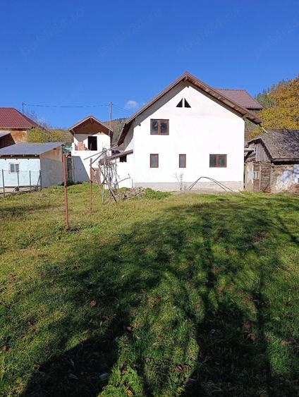 Casa situata in Cuiejdi - Garcina - 14