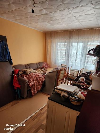Apartament cu 4 camere decomandat în Obor