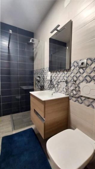 Apartament cu 2 camere semidecomandat, mobilat în Gheorgheni