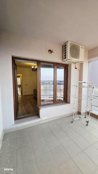 Apartament cu 3 camere decomandat în Jiului