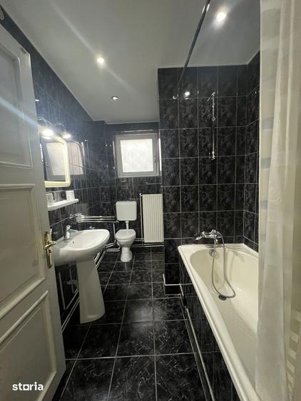 Casă cu 4 camere cu Canalizare în Luncă