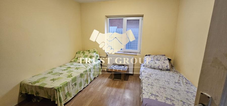 Casă individuală cu 9 camere cu Canalizare în Popești-Leordeni
