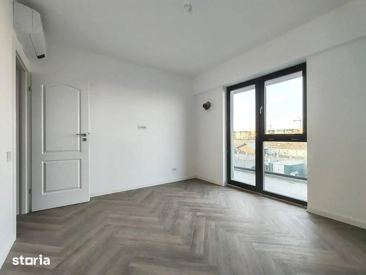 Apartament cu 3 camere decomandat în Theodor Pallady
