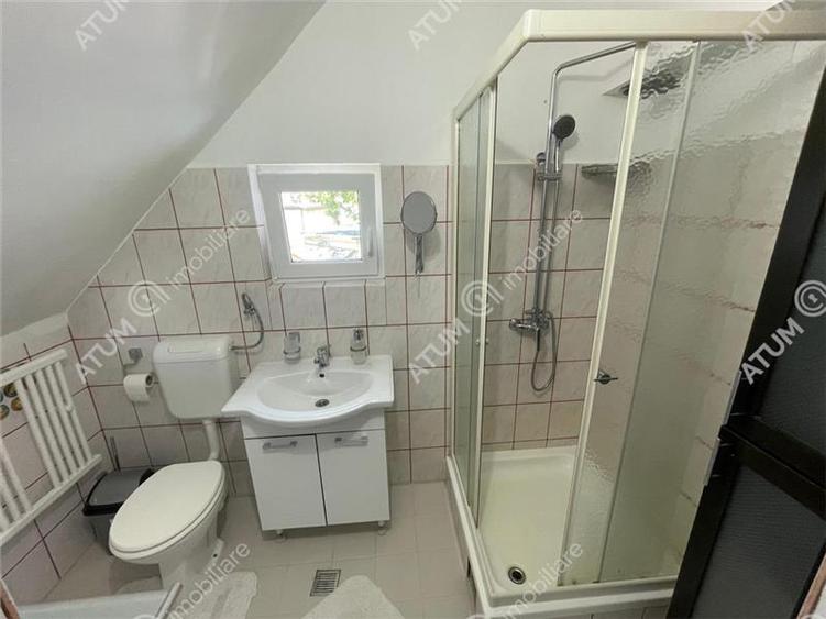 Apartament cu 2 camere decomandat, mobilat în Piața Cluj