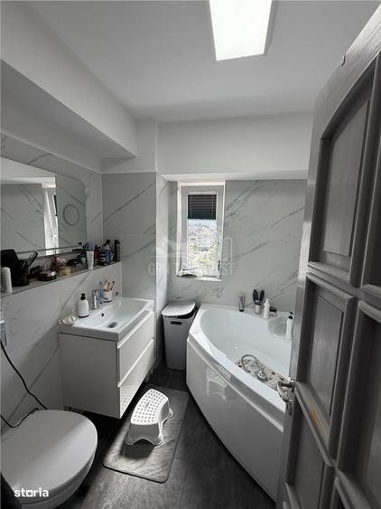 Apartament 3 camere cu balcon zona Terezian - 12