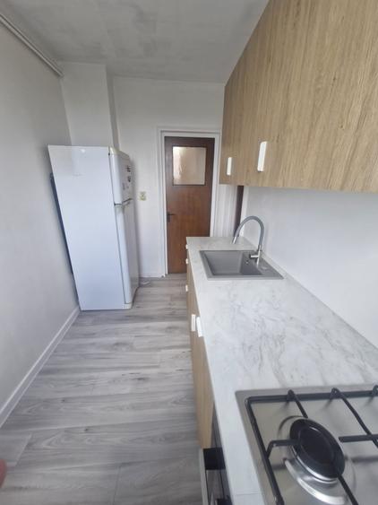 Apartament cu 2 camere decomandat în Drumul Taberei