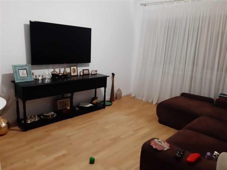 Apartament cu 3 camere decomandat în Păcurari