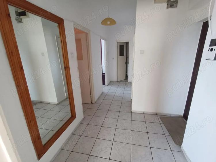 Apartament cu 2 camere decomandat în Ultracentral