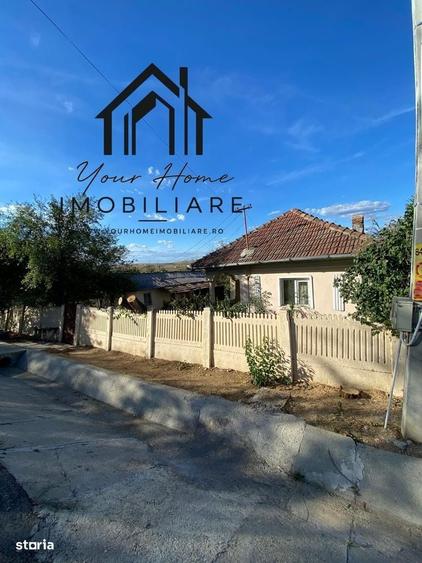 Casă cu 4 camere cu Teren 1372 Mp în Predești