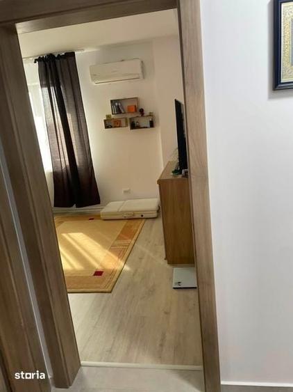 Vand apartament 2 camere/decomandat sector 5 - 3