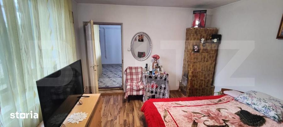 Casă cu 4 camere cu Teren 1660 Mp în Central