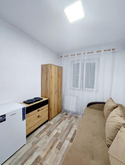 Garsonieră decomandată în Micro 14