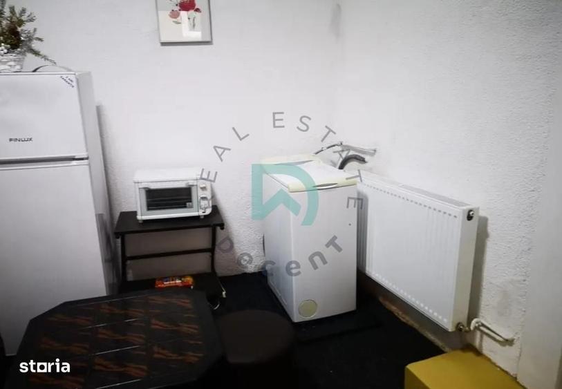 Casă cu 4 camere în Schei