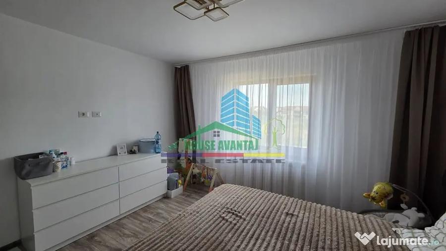 Apartament cu 4 camere decomandat în Vânători